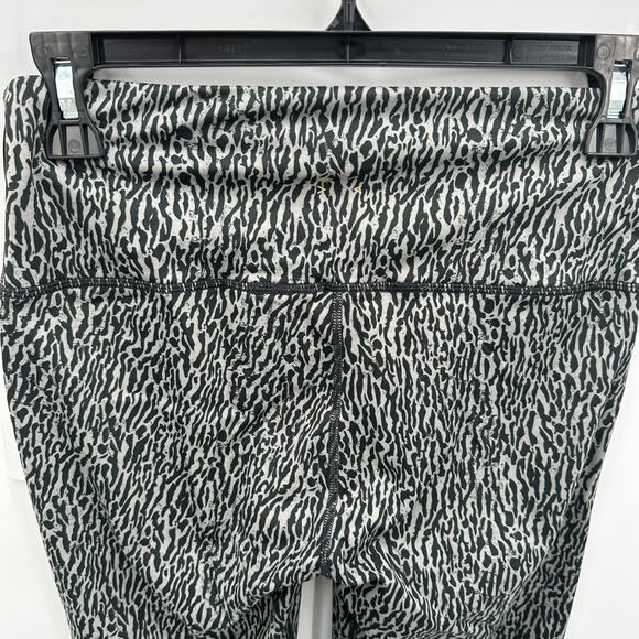 VARLEY NWT Century Leggings 2.0 25" in Textured Grain Print // M - Picture 8 of 12